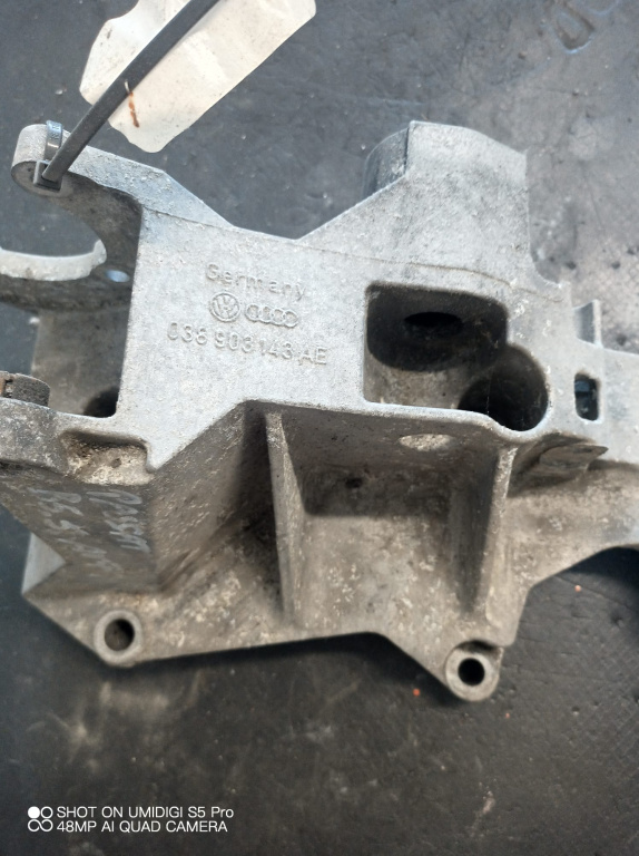 Suport accesorii Skoda Superb I (3U4) 2.0 tdi, BSS - COD 038903143AE