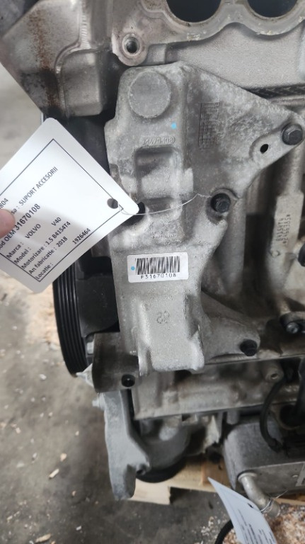 Suport accesorii Volvo V40 S40 1.5 T3 cod 31670108