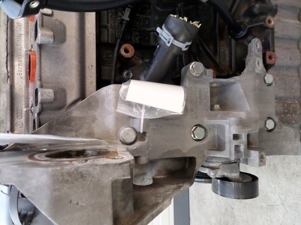 Suport accesorii Vw Polo 6R, 1.6 tdi, 03L903143Q