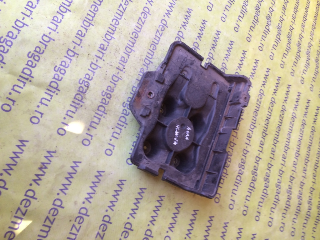 Suport acumulator Volkswagen VW Bora [1998 - 2005] Sedan 1.6 16V MT (105 hp) (1J2)
