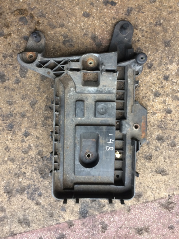 Suport acumulator Volkswagen VW Golf 5 [2003 - 2009] Hatchback 5-usi 1.6 FSI Tiptronic (116 hp) (1K1)