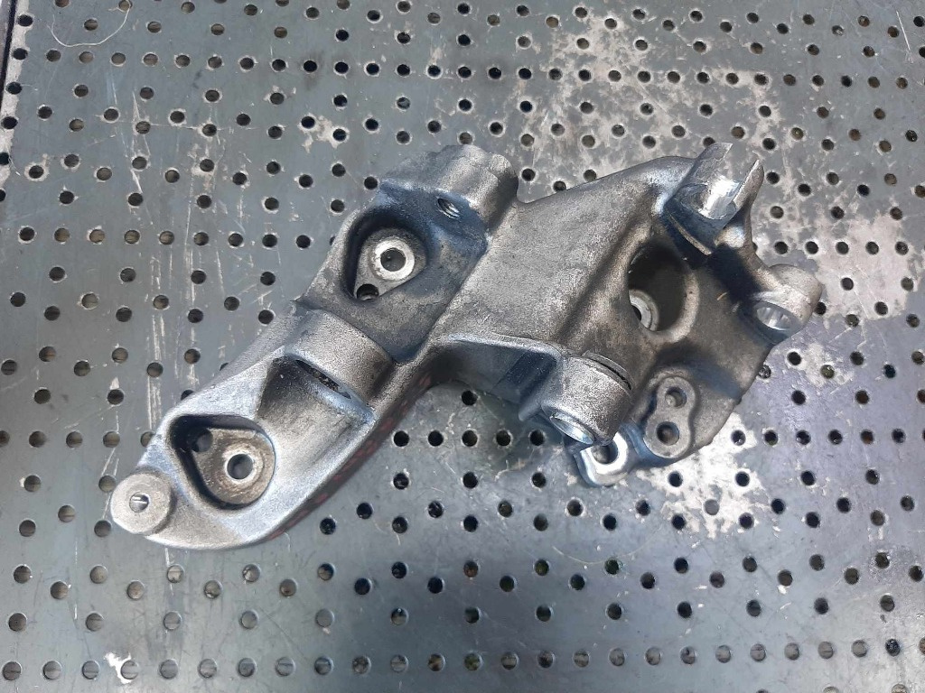 Suport alternator 1.4 hdi 8hx peugeot 206 307 1007 citroen c2 c3 9641715580