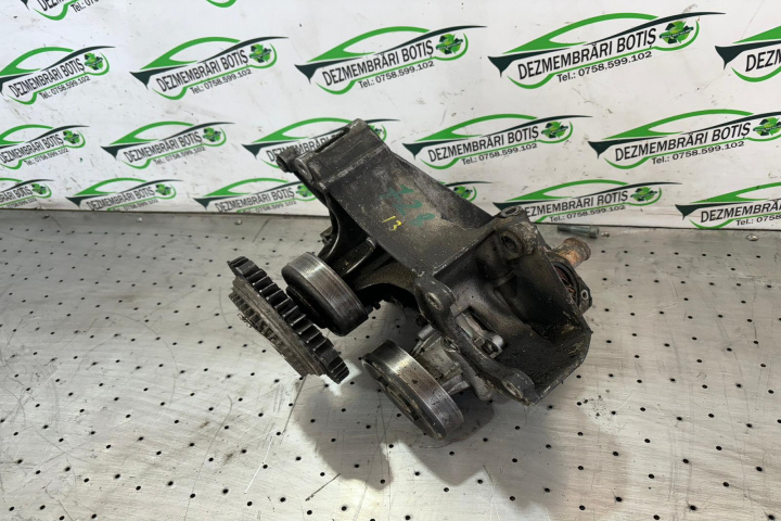 Suport alternator Audi A4 B5 [1994 - 1999] Avant wagon 5-usi 1.6 MT (101 hp)