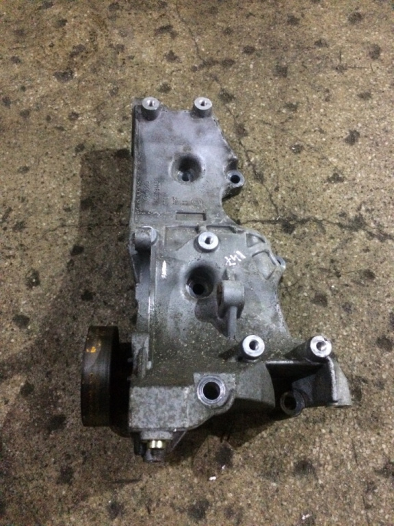 Suport alternator Audi A4 B7 [2004 - 2008] Avant wagon 5-usi 2.0 multitronic (131 hp) 2.0 - ALT