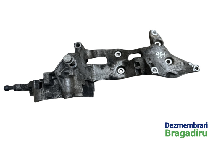 Suport alternator Cod: 04L903143B 04L903143B Skoda Octavia 3 [2013 - 2017] Combi wagon 5-usi 1.6 TDI DSG (110 hp) Cod motor: CXXB, Cod cutie: RER, Cod culoare: LF8H-4K4K