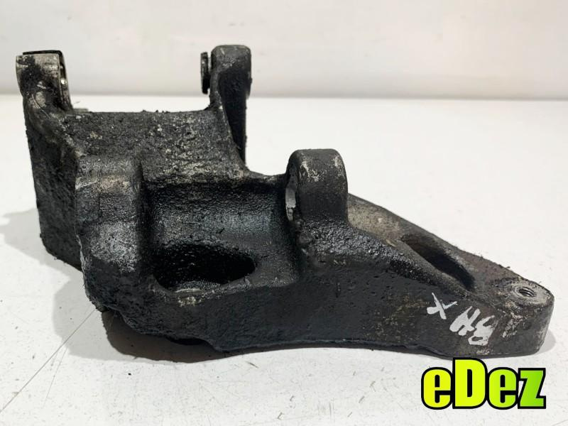 Suport alternator Ford Fusion (2002->) [JU_] 1.6 tdci; 1.4 hdi 9641715580