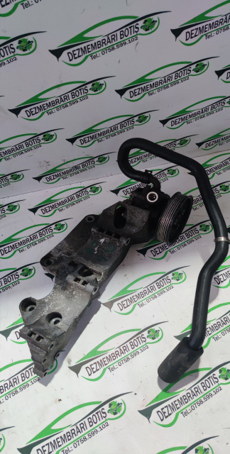 Suport alternator /G4 045 903 143 C Volkswagen VW Golf 4 [1997 - 2006] Hatchback 5-usi 1.9 SDI MT (68 hp)