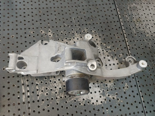 Suport alternator hn05 1.2 b peugeot 2008 208 3008 citroen c4 9809714680
