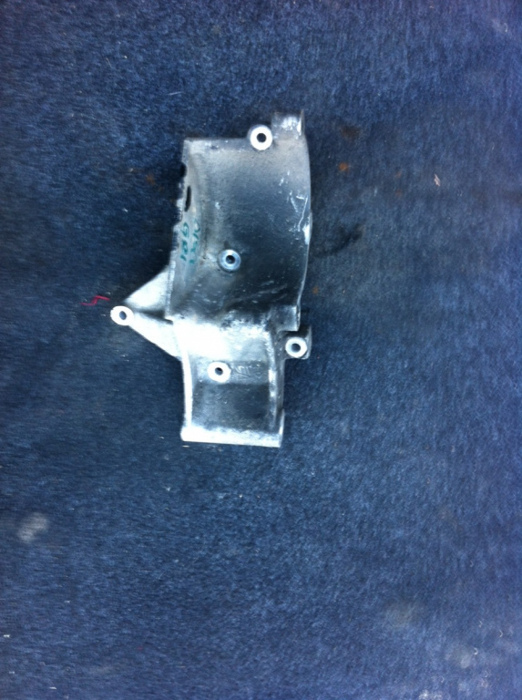 Suport alternator Land Rover Discovery [1989 - 1997] SUV 5-usi 2.5 TDi MT (113 hp) (LJ LG) TD 250