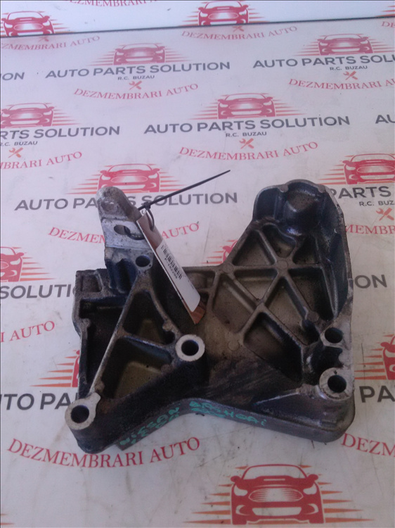 Suport alternator NISSAN QASHQAI 1.5D an fabr. 2009