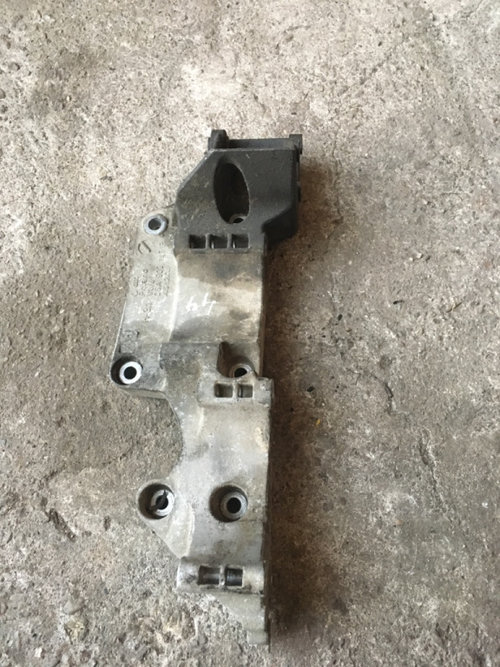 Suport alternator Skoda Octavia [1996 - 2000] Liftback 5-usi 1.8 T MT (150 hp) (1U2)