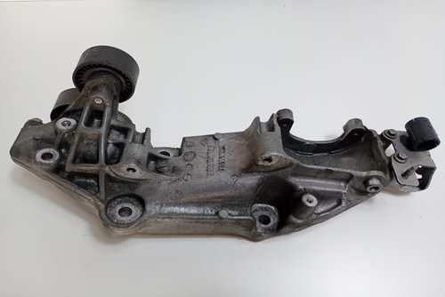 Suport alternator suport accesorii 17103585R Opel Vivaro A [facelift] [2006 - 2014]