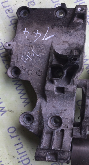 Suport alternator Volkswagen VW Passat B6 [2005 - 2010] wagon 5-usi 2.0 TDI MT (140 hp) (3C5)