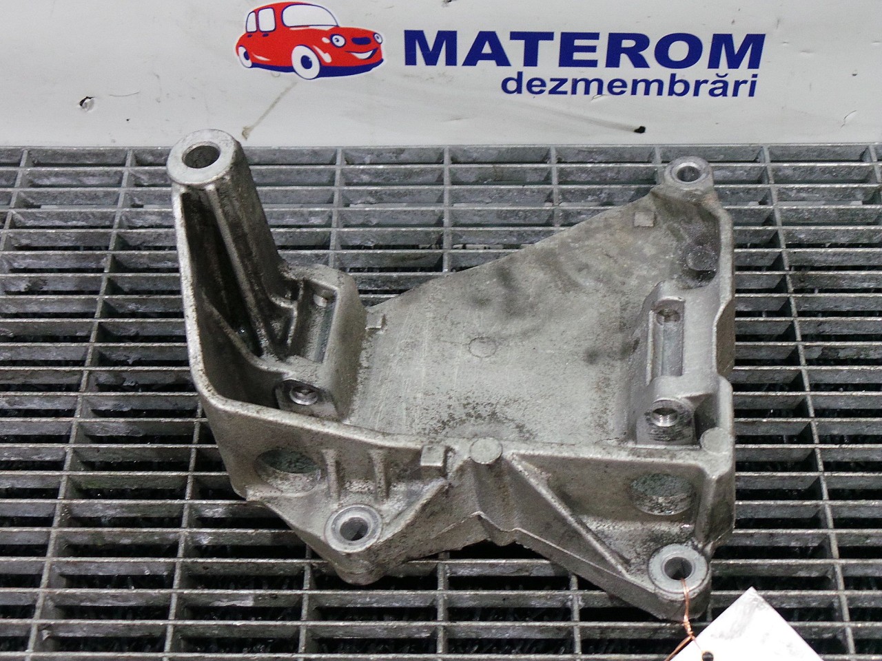SUPORT ALTERNATOR VW TOUAREG 2.5 TDI - (2002 2006)