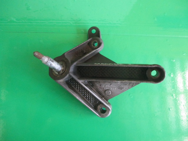 SUPORT ALUMINIU CUTIE VITEZE RENAULT MEGANE 2 / 1.5 DCI FAB. 2002 – 2009 ⭐⭐⭐⭐⭐