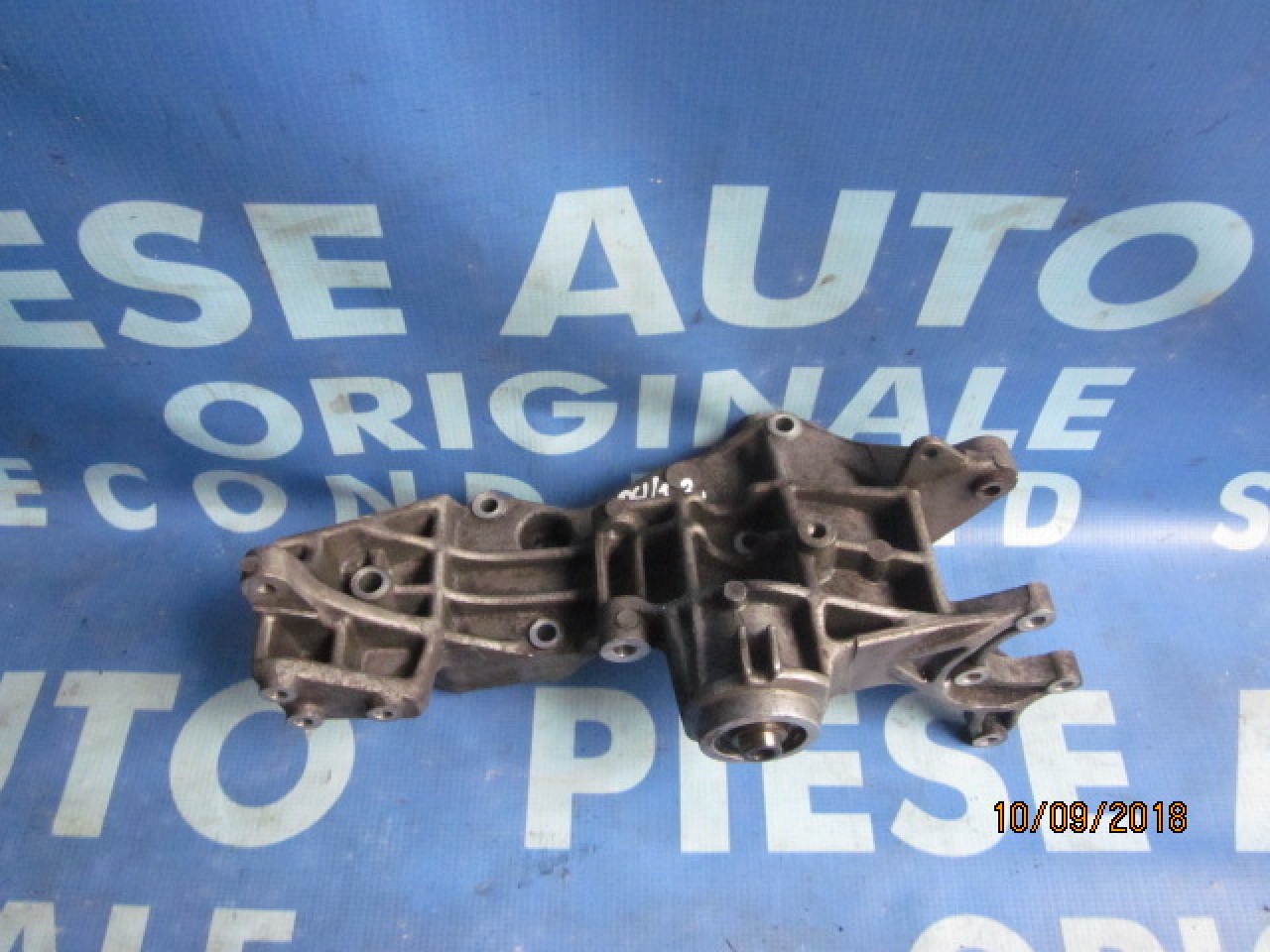 Suport anexe Audi A4 1.8T quattro ; 058145523D