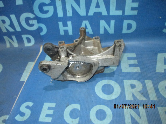 Suport anexe Land Rover Freelander 1.8i 16v;  YLU102410