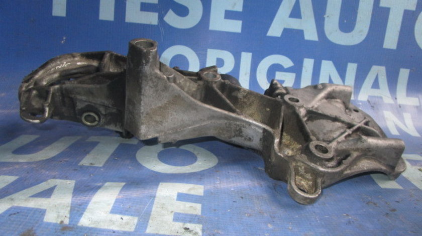 Suport anexe Renault Scenic 1.6i ; 7700274249