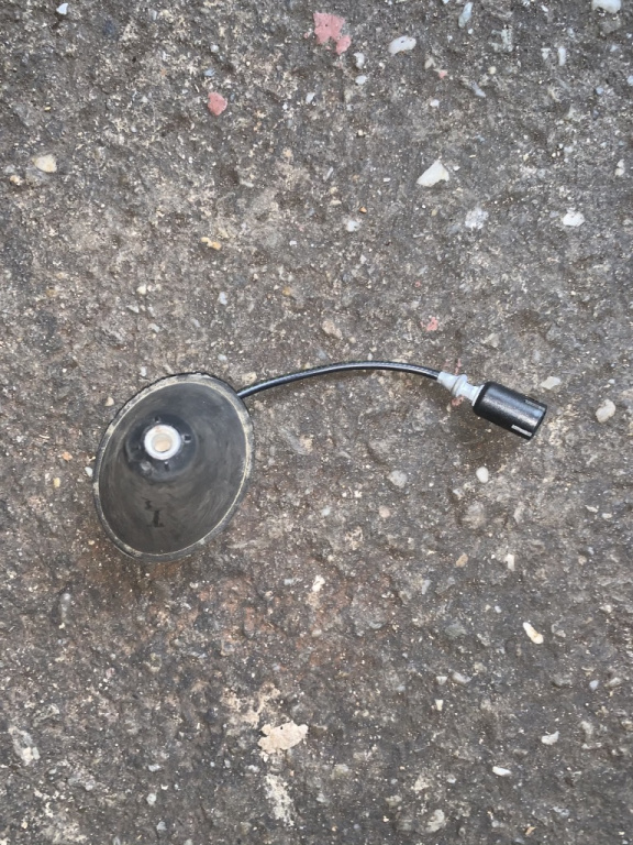 Suport antena Skoda Octavia [1996 - 2000] Liftback 5-usi 1.6 MT (75 hp) (1U2) 8V