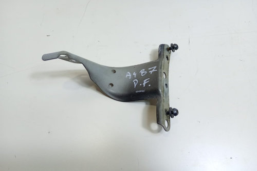 Suport aripa dreapta fata 8E0821136A Audi A4 B7 [2004 - 2008]