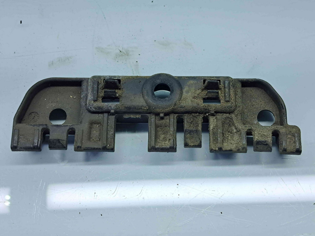 Suport aripa dreapta fata Audi A7 Sportback (4GA) [Fabr 2011-2017] 4G8853922A