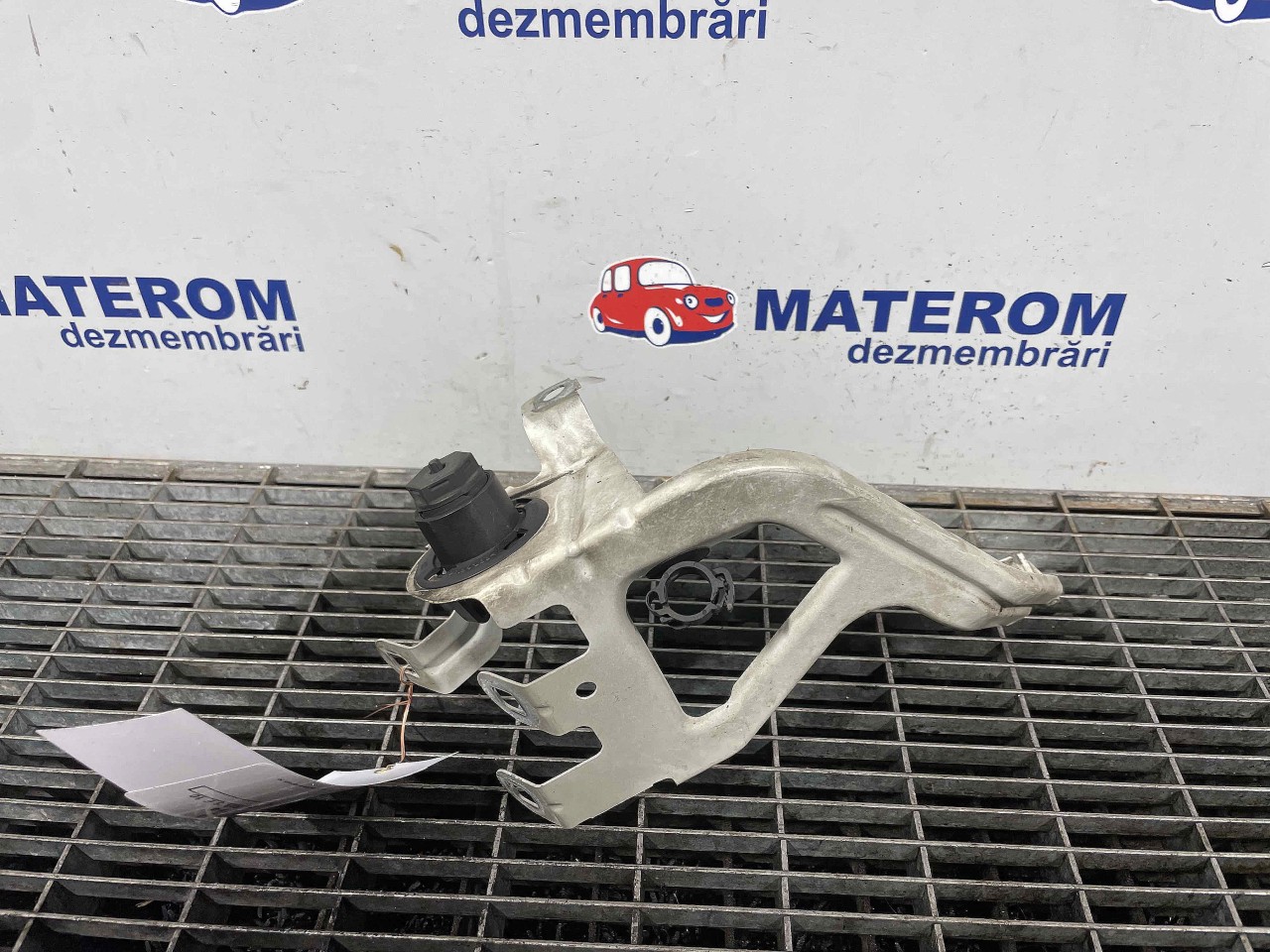 SUPORT ARIPA FATA BMW SERIA 5 F 10 SERIA 5 F 10 2.0 D - (2014 2017)