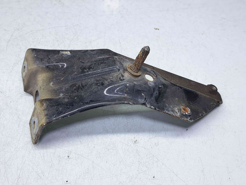 Suport aripa stanga fata Volkswagen Golf 6 (5K1) [Fabr 2009-2013] 5K6821135A