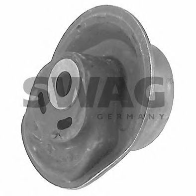 Suport, ax VW GOLF III Variant (1H5) (1993 - 1999) SWAG 30 79 0017 piesa NOUA