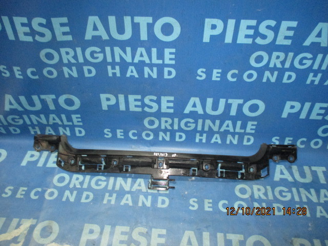 Suport bara BMW E81; 7058521 (centru spate)