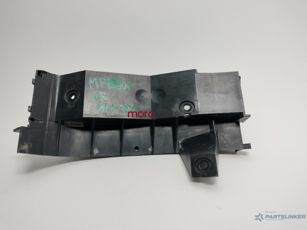 Suport bara dreapta spate AUDI A3 (8L1) [ 1996 - 2006 ] 1.6 (AVU, BFQ) 75KW|102HP VAG OEM 8L0807378E