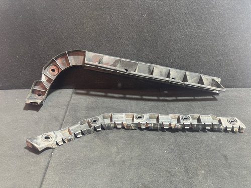 Suport bara dreapta spate Skoda Superb combi 1.8TSI ,160cp, CDA sedan 2011 (3T9807394 3T9807864)