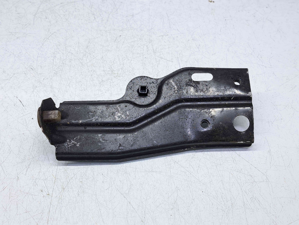 Suport bara dreapta spate Volkswagen Golf 6 (5K1) [Fabr 2009-2013] 5K6807046