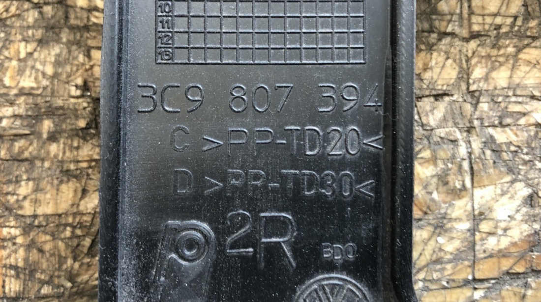 Suport bara dreapta spate VW Passat B6 TDI 170 GTSPORT R-LINE combi 2010 (3C9807394)
