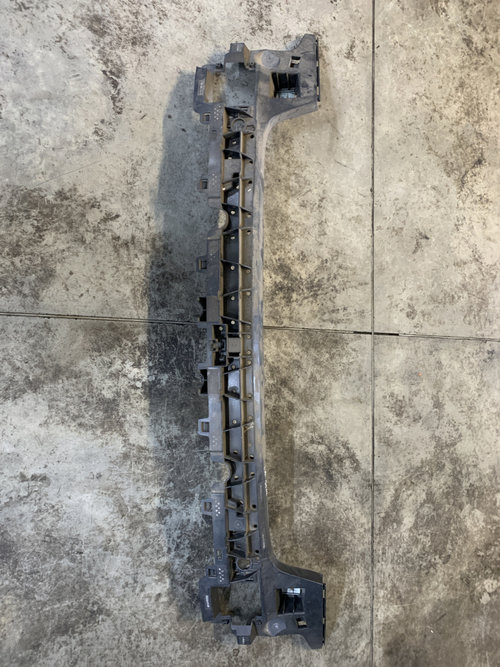 Suport bara spate Audi A4 - Motorina 2014, 8T0807385