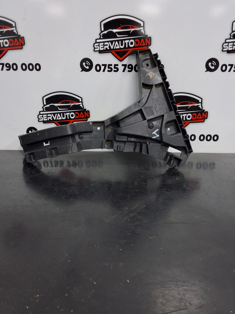 Suport bara spate Audi Q3 (2011-2017) [8U] 2.0 Motorina 2015, 8U0807454A