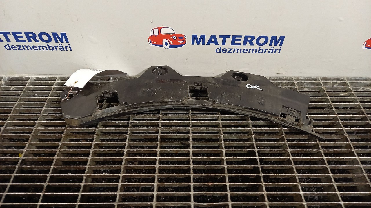SUPORT BARA SPATE DREAPTA MAZDA CX-3 - - (2014 2018)