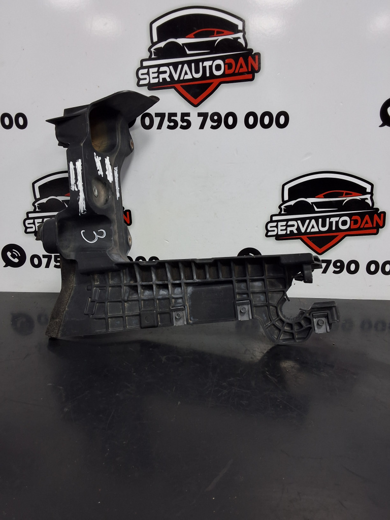 Suport bara spate Land Rover Discovery Sport (2014->) [L550] 2.0 Motorina 2017, 6G9N-10724-FG