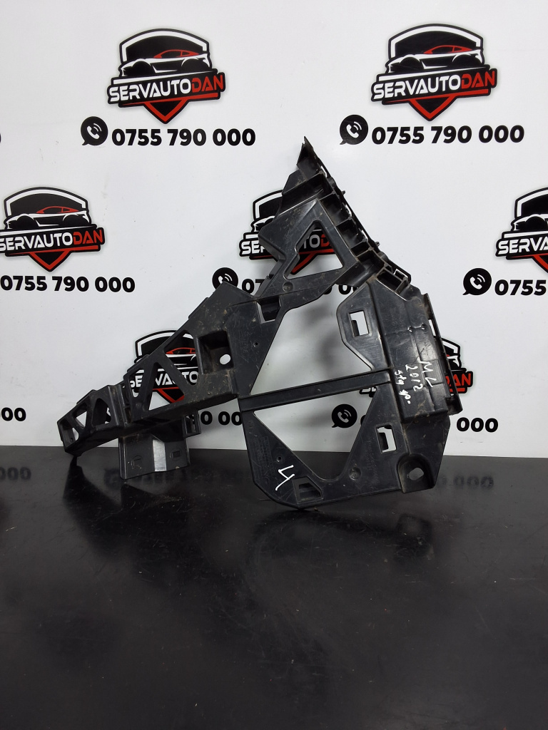 Suport bara spate Mercedes-Benz ML (2011->) [w166] 3.0 Motorina 2011, A1668801112 / STANGA