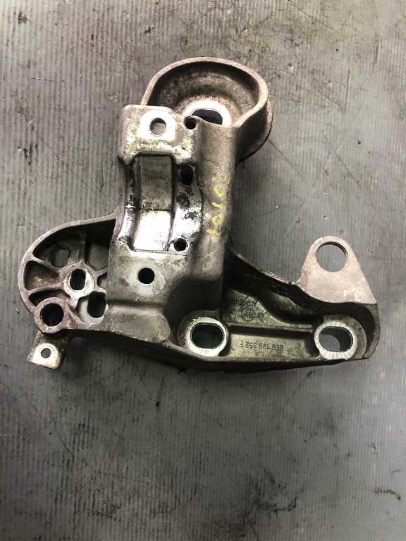 Suport bara stabilizatoare 3.0 tdi audi a4 b7 8e0199352f