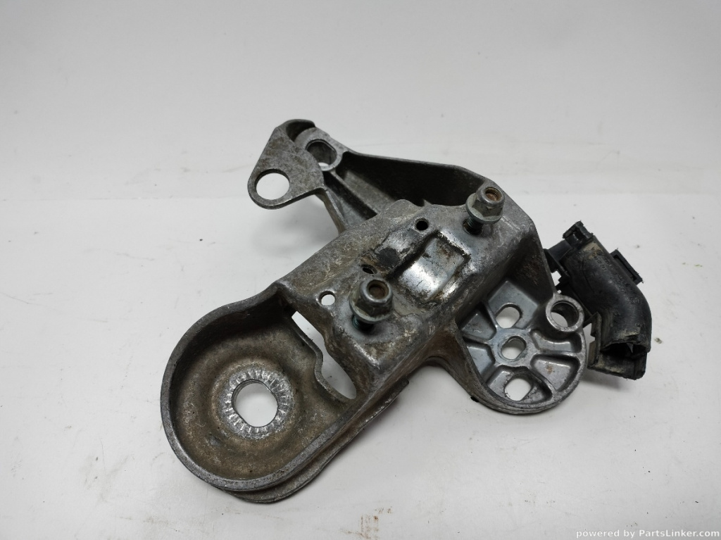 Suport bara stabilizatoare Audi A4 8E 2006 2007 Sedan OEM 8E0199351