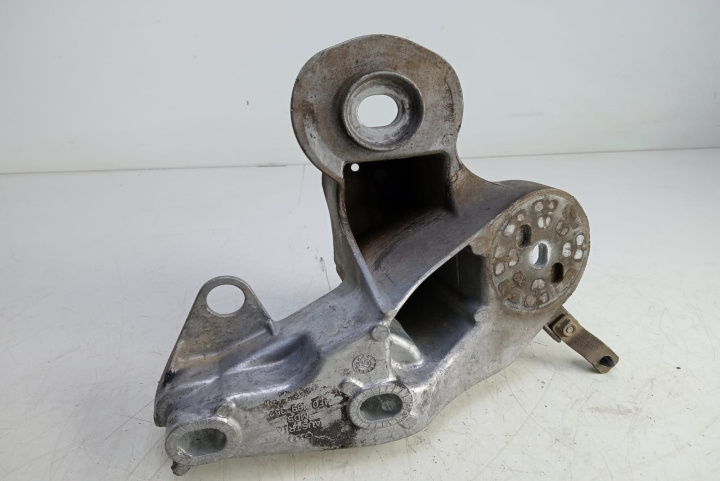 Suport bara stabilizatoare dreapta 4F0199352E Audi A6 4F/C6 [2004 - 2008]