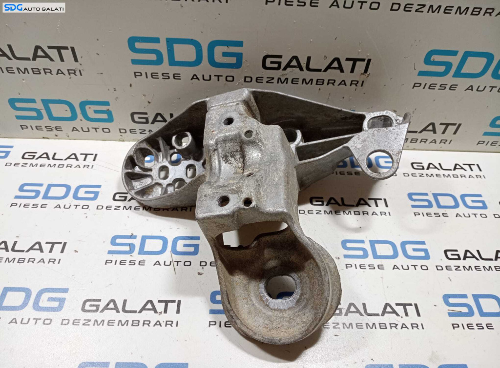 Suport Bara Stabilizatoare Motor Stanga Audi A6 C5 1.9 TDI 1998 - 2005 Cod 4B0199351B [M5331]