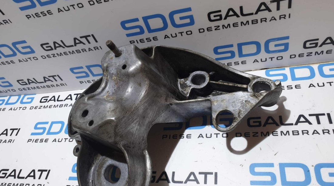 Suport Bara Stabilizatoare Motor Stanga Audi A6 C6 3.2 AUK BKH BYU CALA 2005 - 2011 Cod 4F0199351S