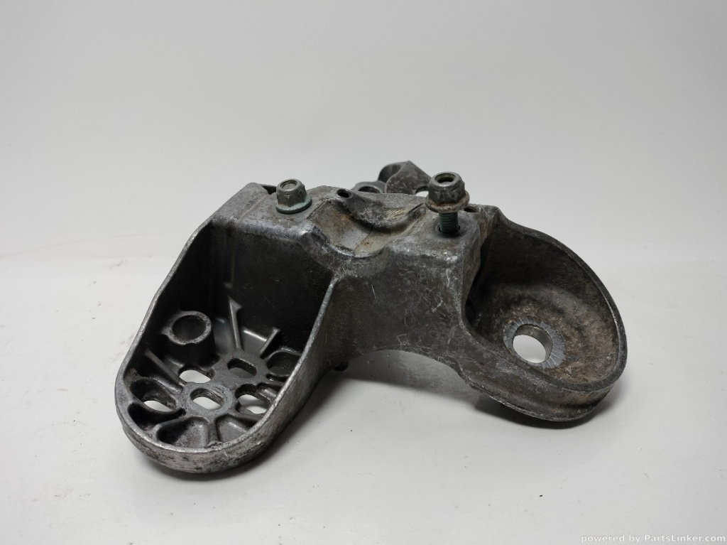 Suport bara stabilizatoare VOLKSWAGEN PASSAT Variant (3B6) [ 2000 - 2005 ] TDI (AVB) 74KW|101HP VAG OEM 4B0199351B
