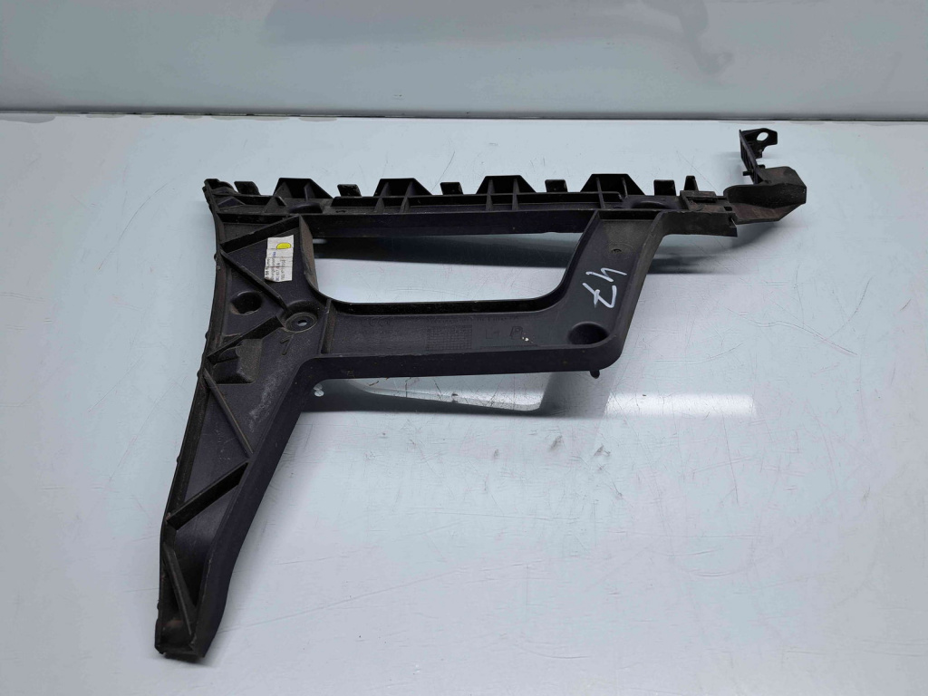 Suport bara stanga spate Audi A4 (8K2, B8.5) Facelift [Fabr 2008-2015] 8K5807453A