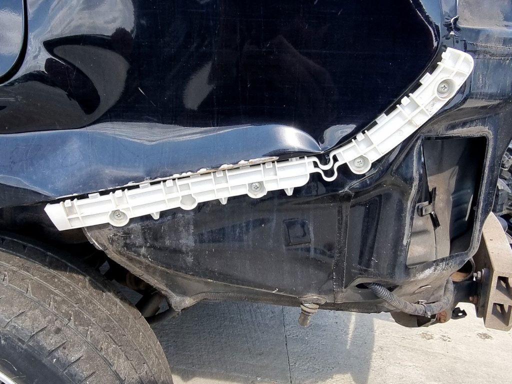 Suport bara stanga spate MITSUBISHI Outlander II [Fabr 2006-2015] 2.0 Hybrid 4B11 149KW / 203CP