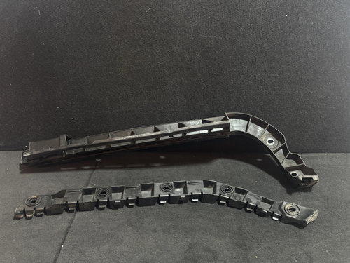 Suport bara stanga spate Skoda Superb combi 1.8TSI ,160cp, CDA sedan 2011 (3T9807393 3T9807863)