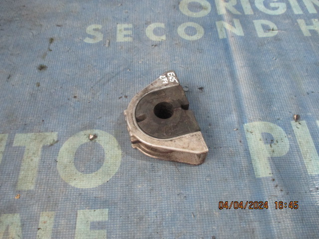Suport bara torsiune BMW E65 2005; 6763267 (bucse)