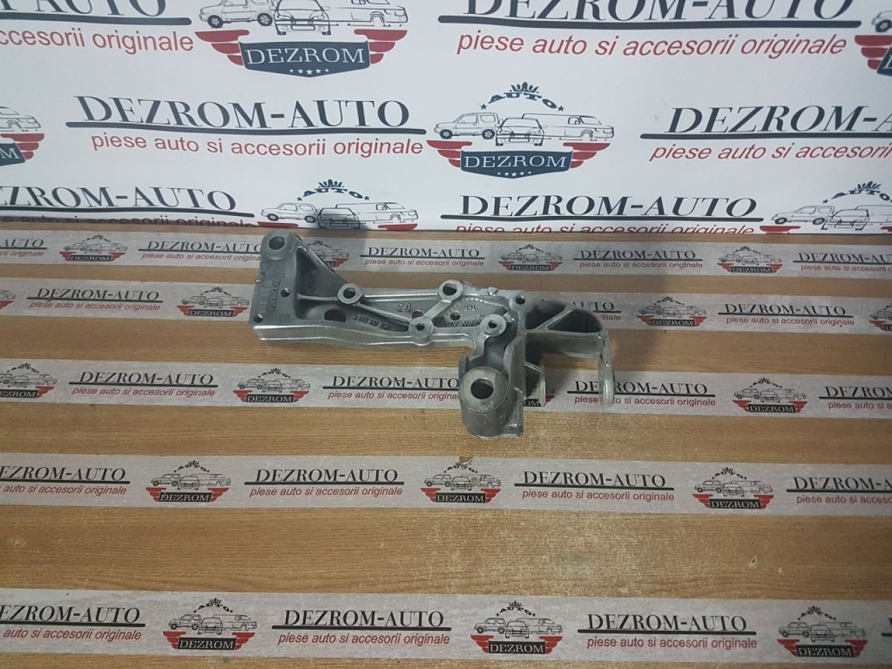 Suport bascula dreapta fata 1k0199296E vw golf 6 coupe