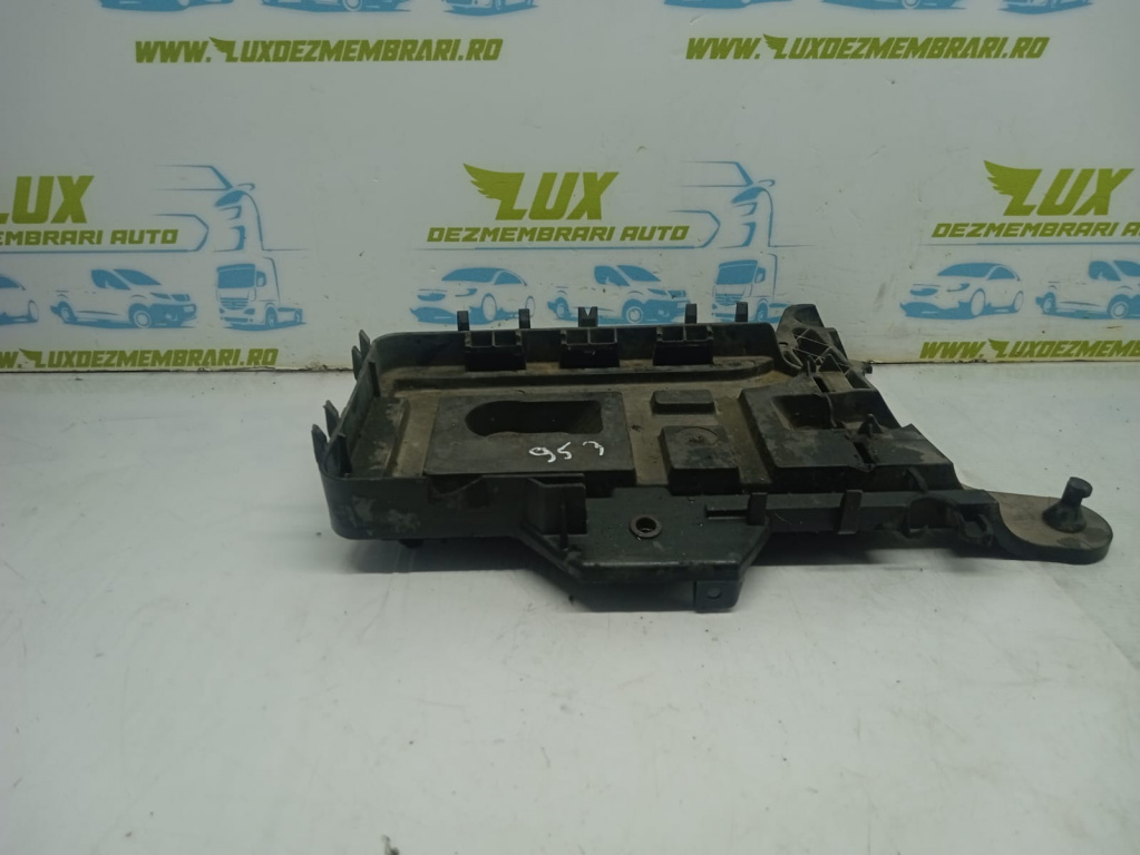 Suport baterie 1k0915333 Volkswagen VW Passat B6 [2005 - 2010] 2.0 tdi BMR